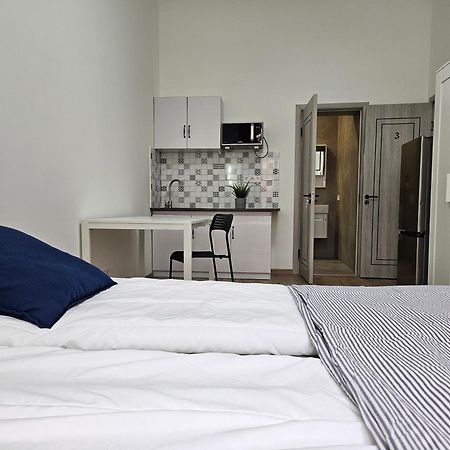 Whale Urban Apartments บูดาเปสต์ ภายนอก รูปภาพ